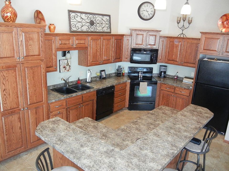 Spacious Kitchen