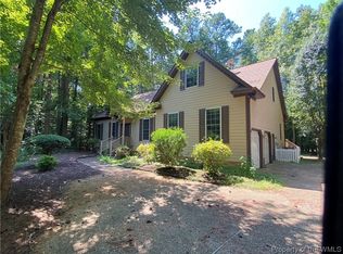 107 Royal Ct N, Williamsburg, VA 23185