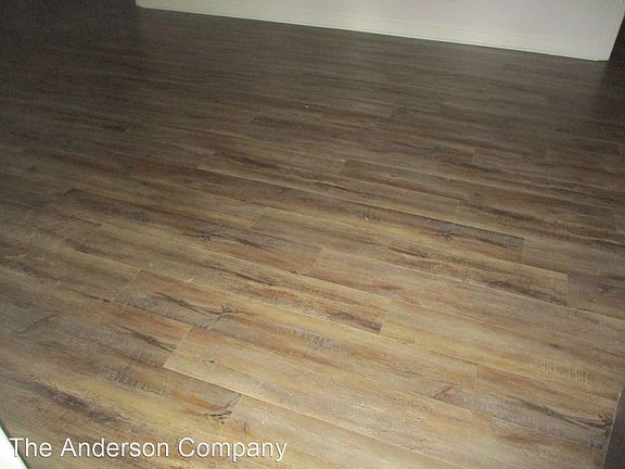 2nd image of 127 McDonald Ct