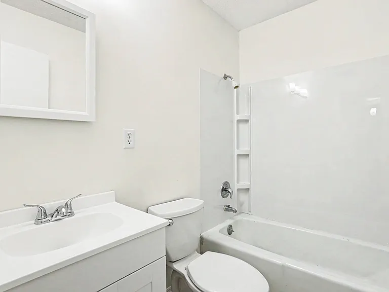 4435 N 68th St — Photo 10