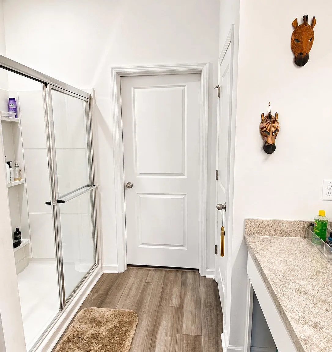 3 bed, 2.0 bath, 1769 sqft, $1,092 — Photo 2
