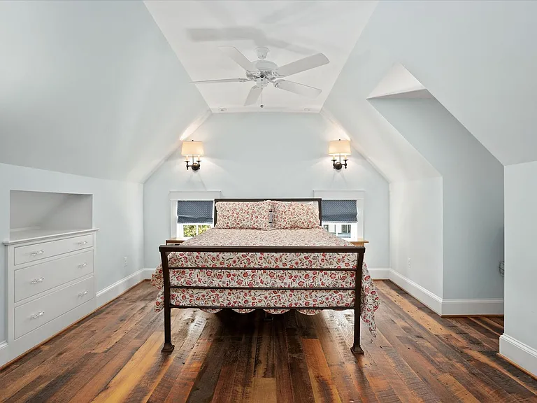 1801 N Hartford St — Photo 30