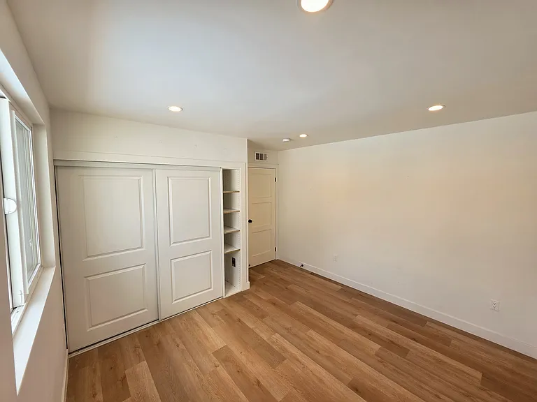 14929 Titus St #A — Photo 26