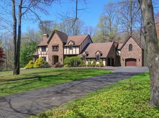 10 Rock Spring Rd, Chester, NJ 07930