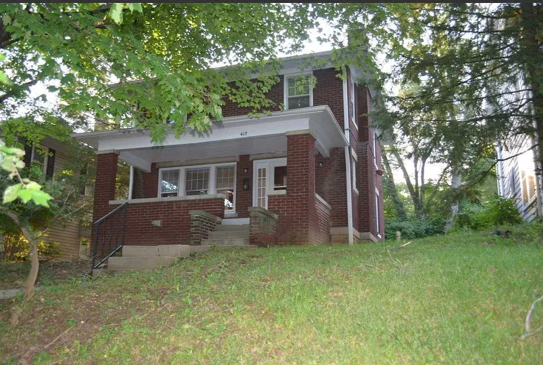 3 bed, 1296 sqft, $2,850 — Photo 1