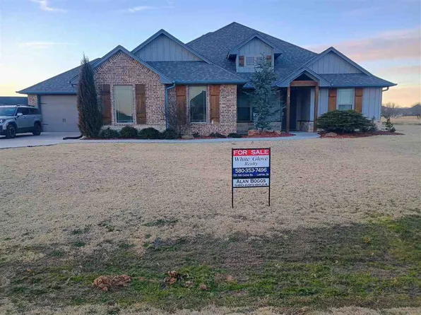 147 SW Elk Creek Loop, Cache, OK 73527