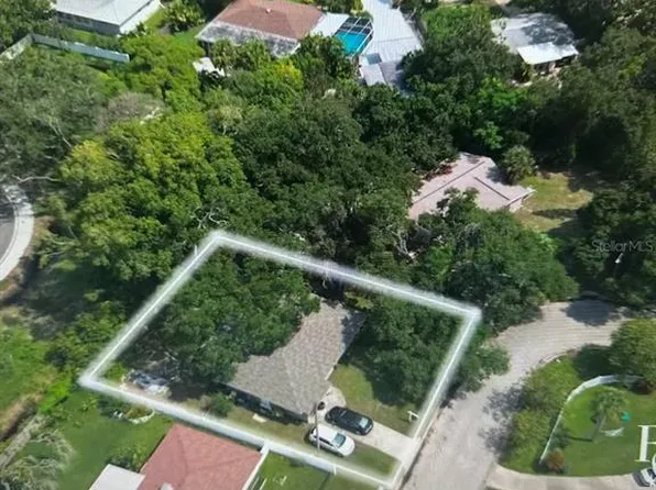 2141 Clematis St #24, Sarasota, FL 34239