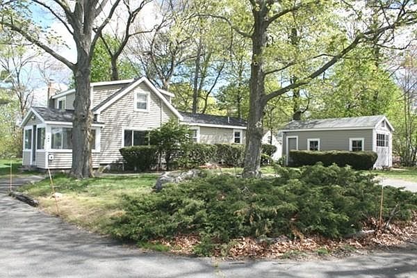 1st image of 146 Moulton Dr