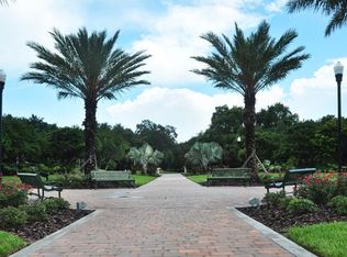 622 6th Ave NE, Largo, FL 33770