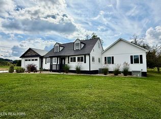 107 Farmer Rd, Rockford, TN 37853