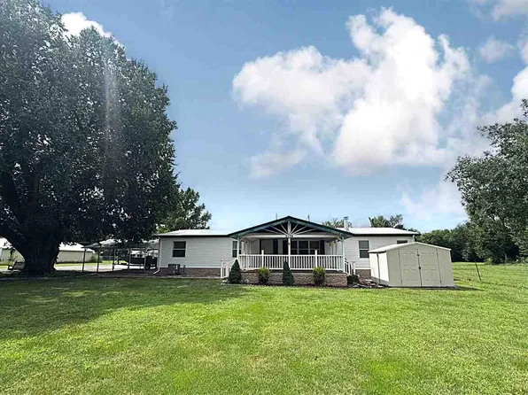 3174 S Ranch Dr, Ponca City, OK 74601