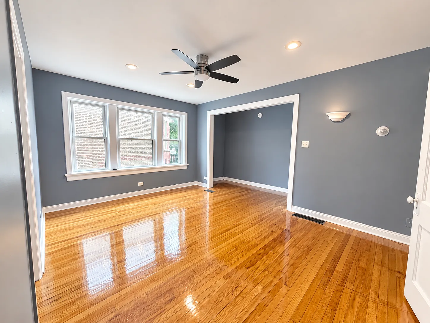2 bed, 600 sqft, $1,500 — Photo 2