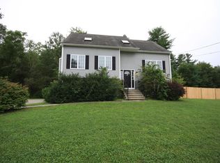 1 Abbey Rd, Webster, MA 01570