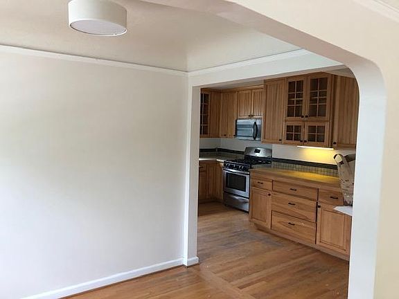 Dining room looking into kitchen
