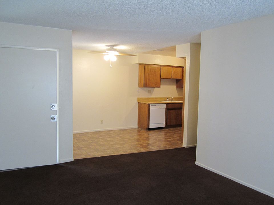 2nd image of 15506 Kiamichi Rd APT 4