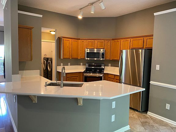 Cooks Kitchen with Brand New Quartz, HUGE sink and stainless appliances