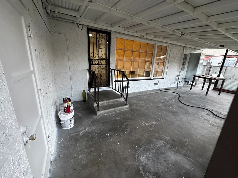 9009 Bascom St — Photo 2