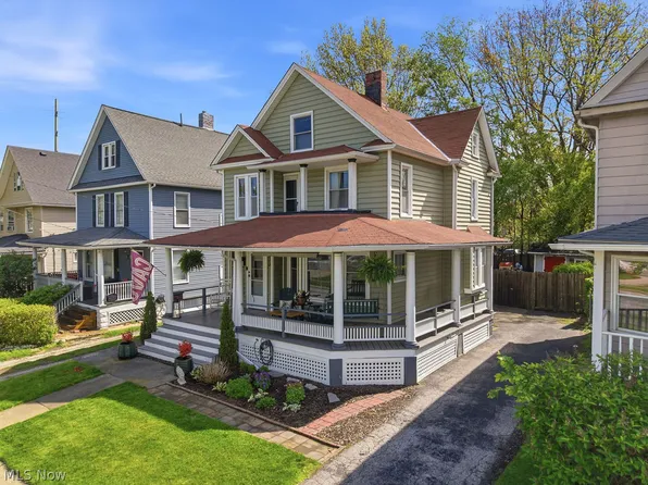 1333 Beach Ave, Lakewood, OH 44107