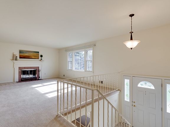 3rd image of 8616 Willowmere Dr