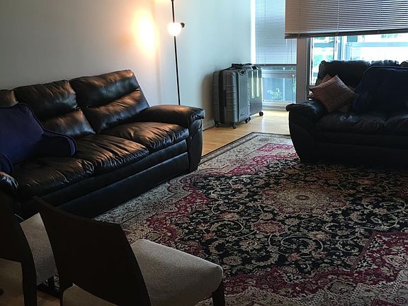 4th image of 9715 Woods Dr Unit 406