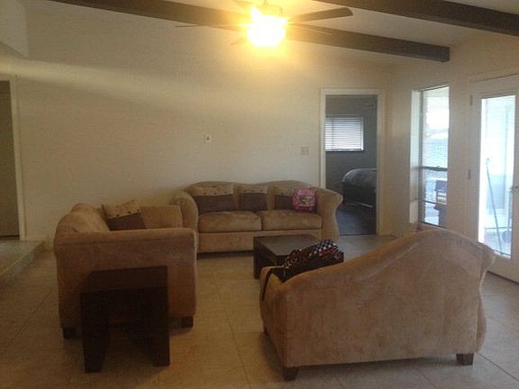 2nd image of 1215 Sandy Hill Dr