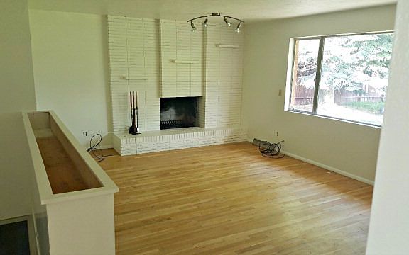 3rd image of 784 E 16th St