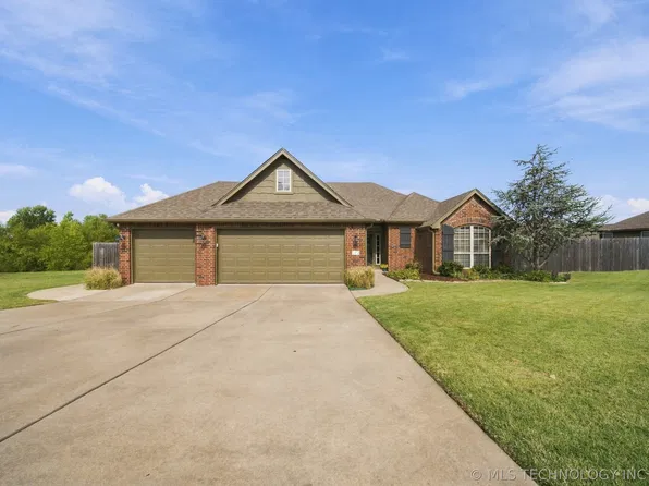 213 W 53rd St, Sand Springs, OK 74063