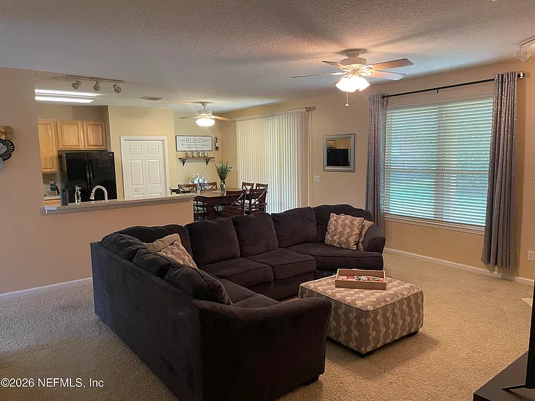 2543 Willow Creek Dr — Photo 6