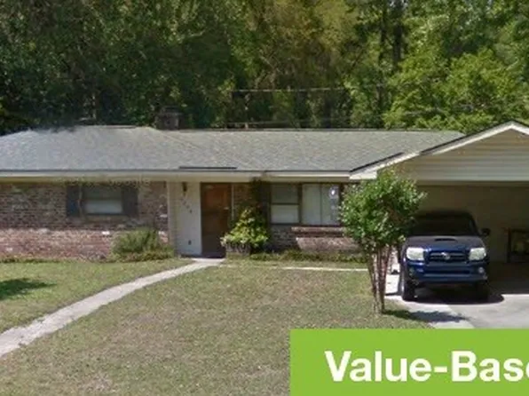 9232 Garland Dr, Savannah, GA 31406