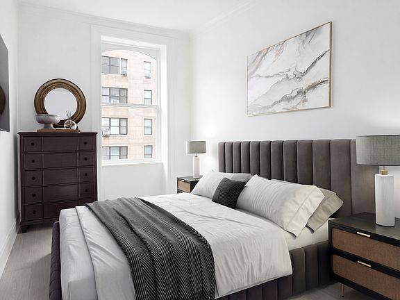 5th image of 122 E 37th St #6