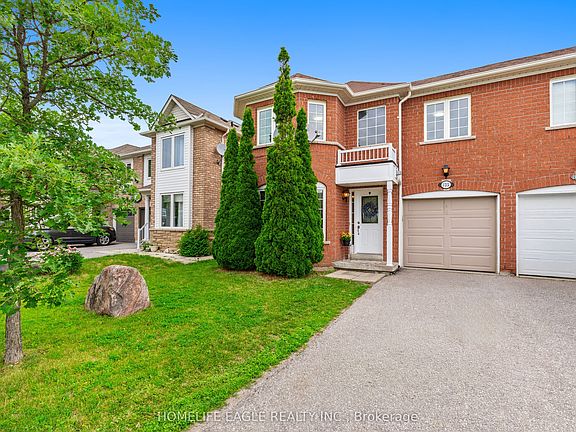 3rd image of 135 Wainscot Ave