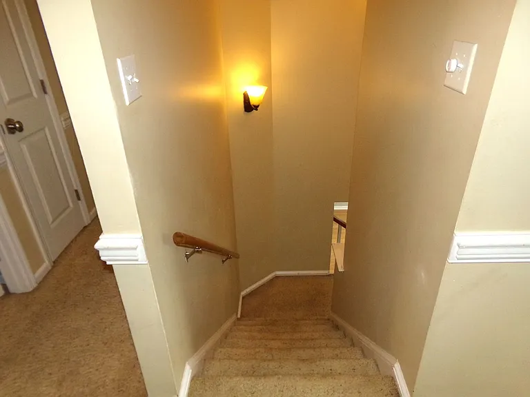 711 Barney Fones Dr — Photo 18