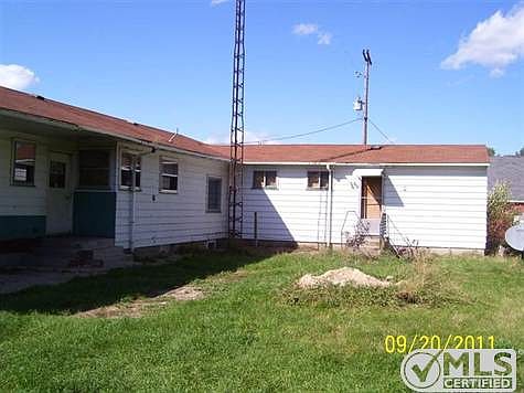 3rd image of 1410 N Evergreen Dr