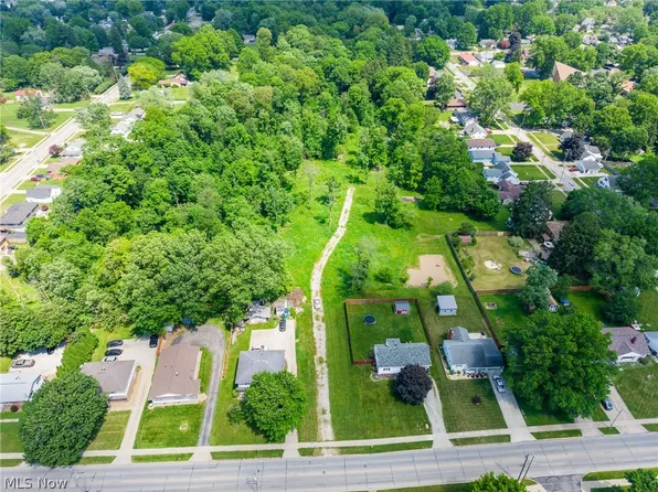 126 S Metzger Ave, Rittman, OH 44270