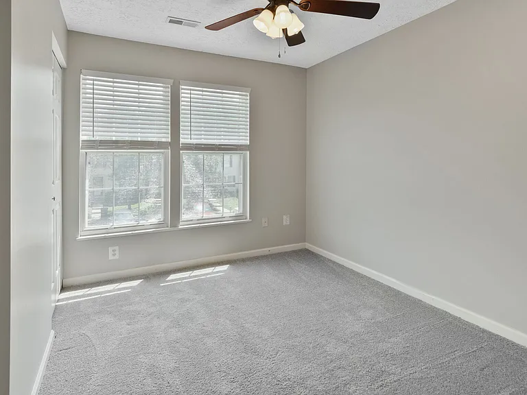 114 Paden Ct — Photo 16