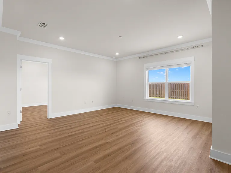1009 Hayward Loop — Photo 18