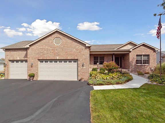 3rd image of 6032 Schaumburg Ln