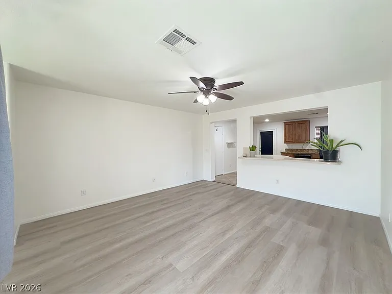 6952 Graceful Cloud Ave — Photo 5