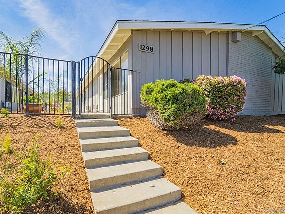2nd image of 1286 N Cuyamaca St N #226