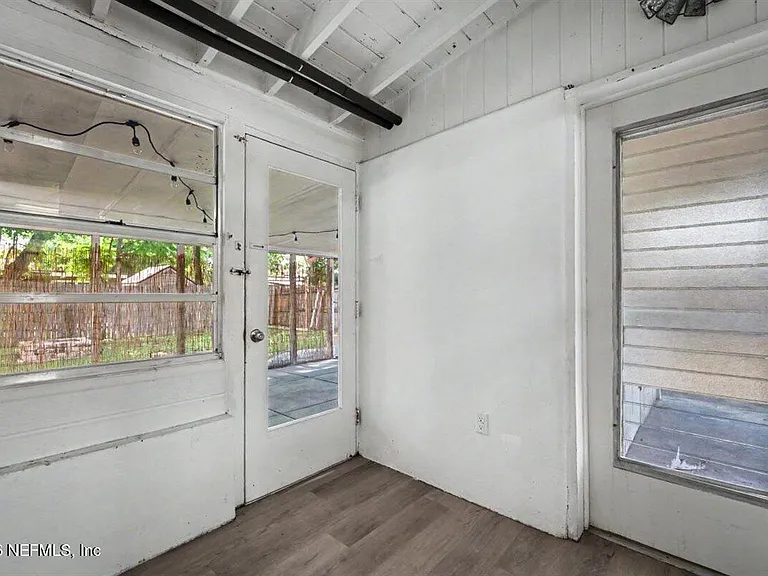6216 Suwanee Rd — Photo 17