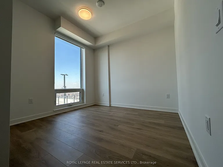 1185 Dupont St #1211 — Photo 21