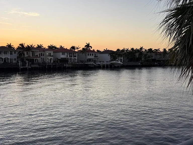 2600 S Ocean Dr — Photo 3