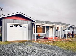 1385 Redwood Cir, Grants Pass, OR 97527