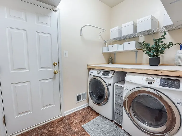 15575 Catamaran Ct — Photo 16