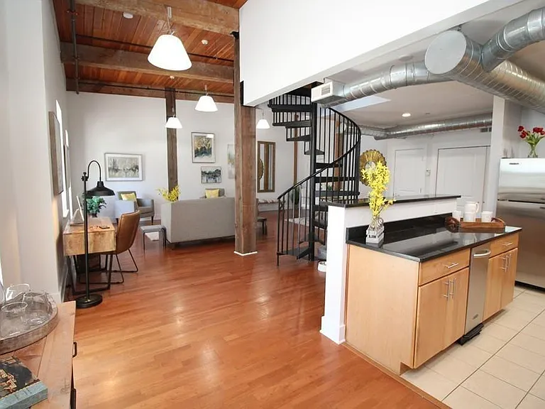 4 Powder Mill Sq #106D — Photo 12
