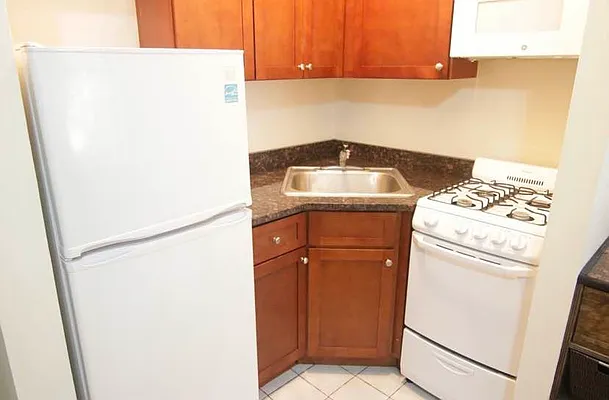 Rented by Guidance Realty Corp. | media 49