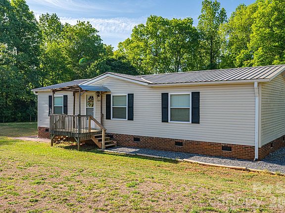 2nd image of 3262 Wellman Rd