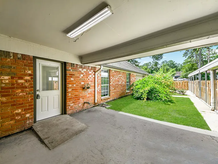 611 Sycamore Dr — Photo 31