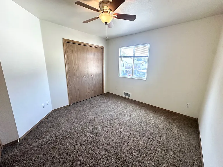 1656 Barlow — Photo 9