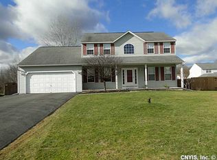 8185 Toll Gate Rd, Cicero, NY 13039